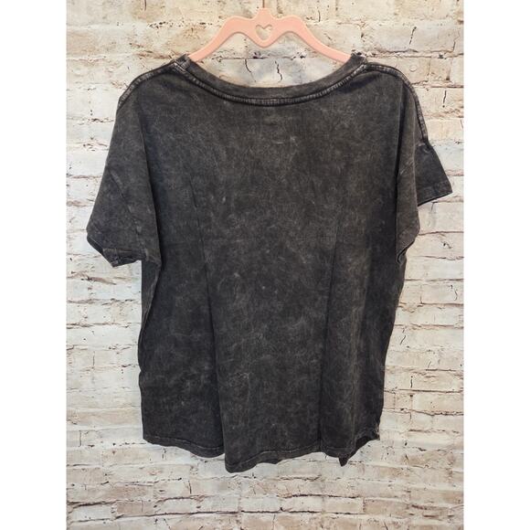 Vintage Canvas Graphic Tee Unisex Size Small Short Sleeve Def Lepard Shirt... - Picture 3 of 3